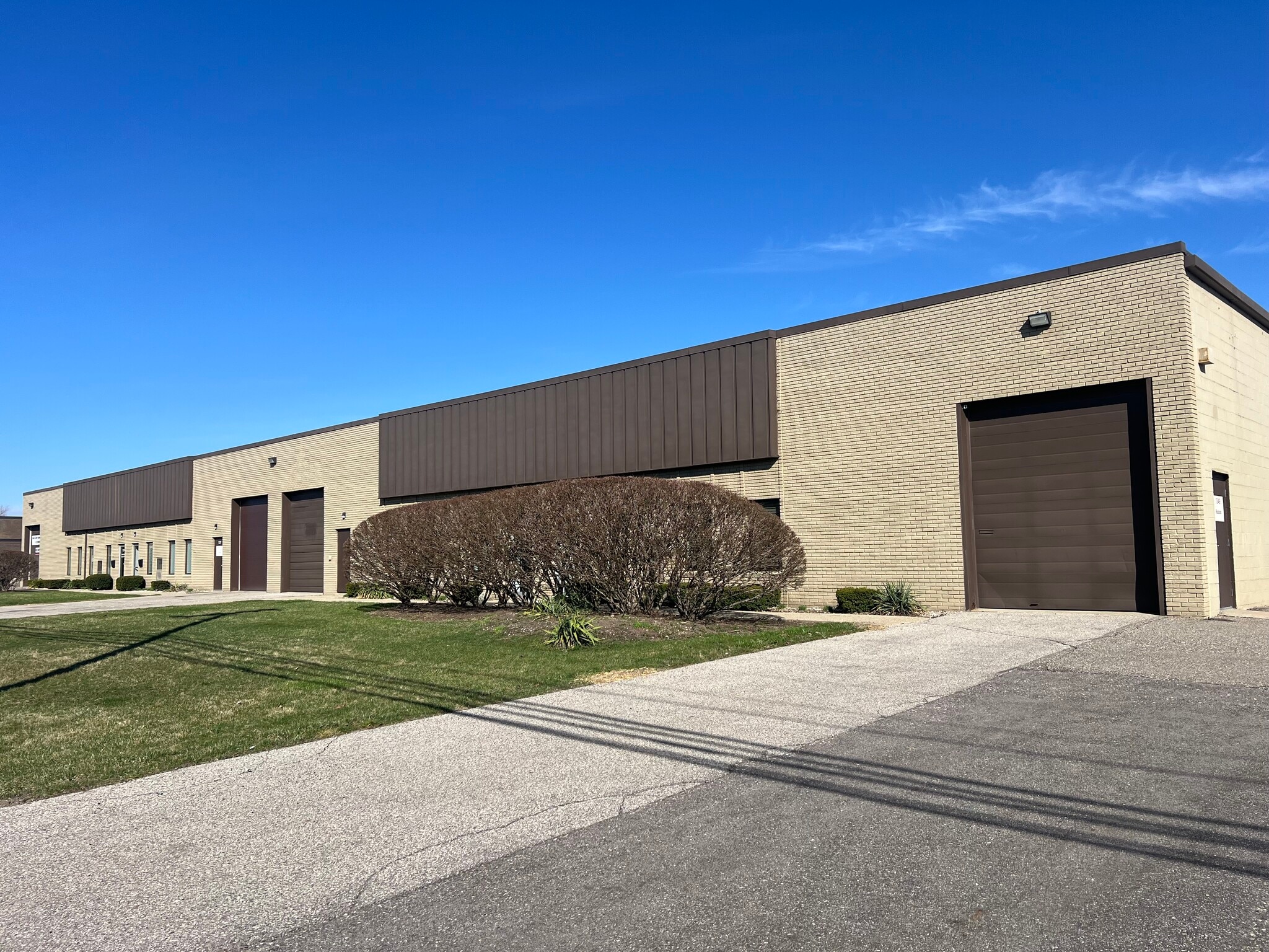 1328-1346 Wheaton Dr, Troy, MI for lease Primary Photo- Image 1 of 4