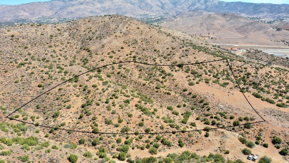 clanfield st vic 55th st, Acton, CA for sale - Building Photo - Image 3 of 14