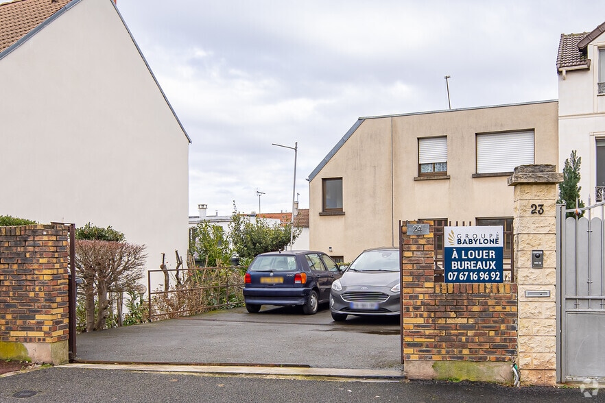 24 Rue Des Moulineaux, Suresnes for lease - Building Photo - Image 2 of 2