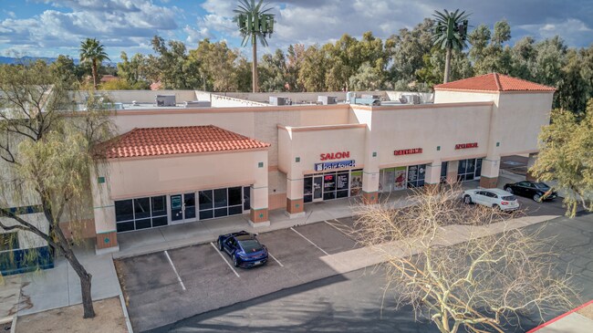 Plus de détails pour 3150 N Alma School Rd, Chandler, AZ - Commerce de détail à louer