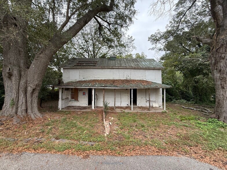 121 Saluda St, Cowpens, SC for sale - Primary Photo - Image 1 of 1