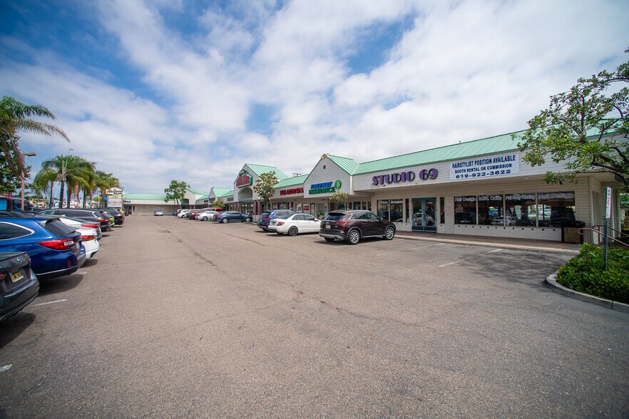 6911-6945 El Cajon Blvd, San Diego, CA à louer - Photo du bâtiment - Image 3 de 23