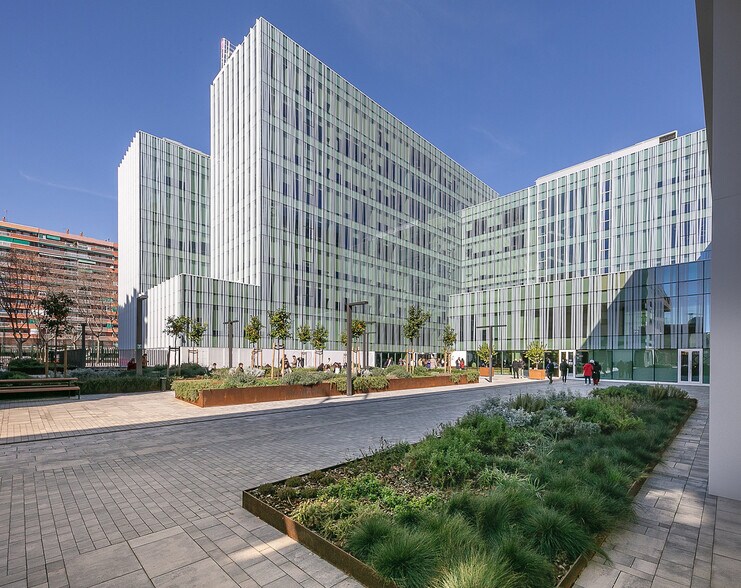 Carrer de la Selva de Mar, 125, Barcelona, Barcelona for lease - Building Photo - Image 2 of 5