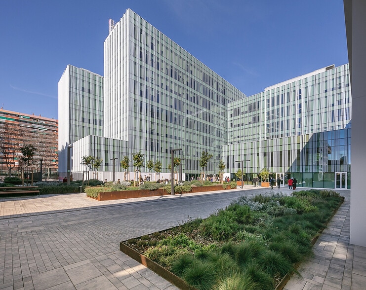 Carrer de la Selva de Mar, 125, Barcelone, Barcelona à louer - Photo du bâtiment - Image 2 de 5