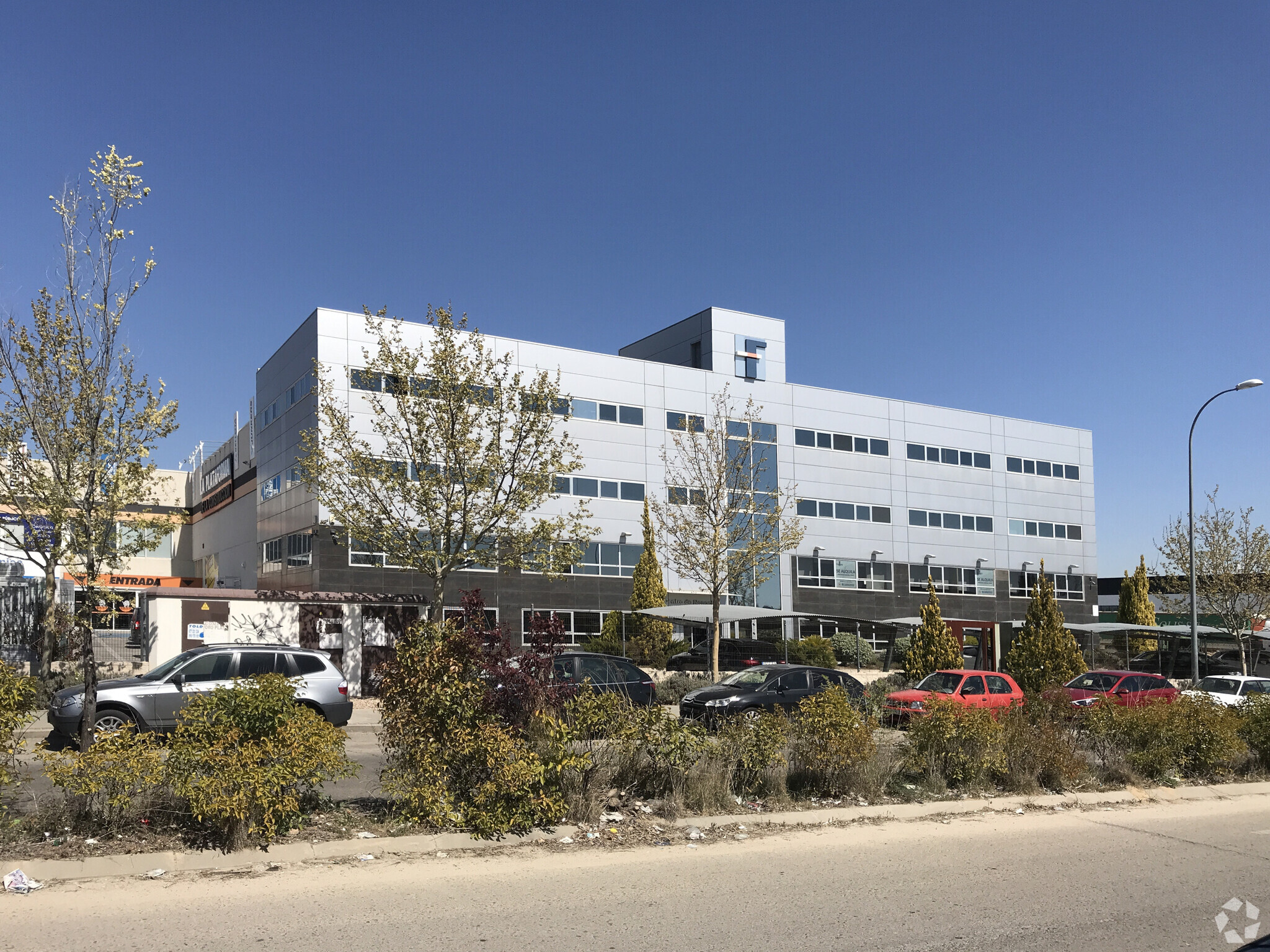 Office in Alcorcón, MAD for lease Primary Photo- Image 1 of 3