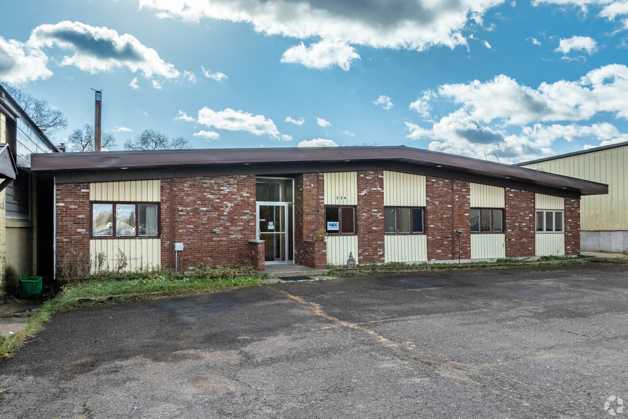 236 S 2nd St, Butternut, WI à vendre Photo du bâtiment- Image 1 de 21