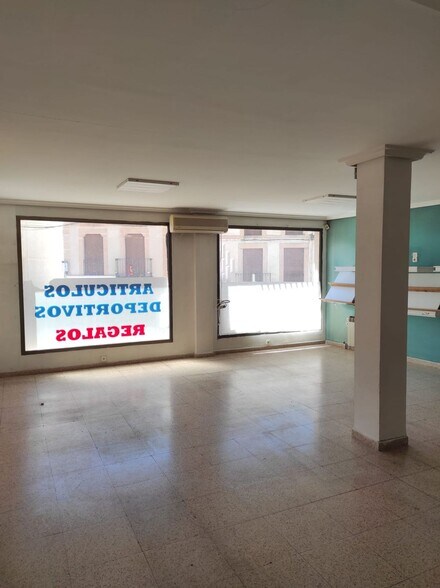 Plaza España, 2, Cantalejo, Segovia for sale - Building Photo - Image 3 of 5