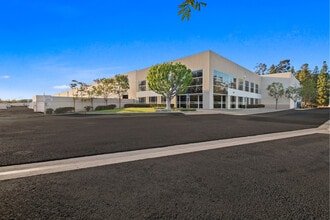 691-701 Burning Tree Rd, Fullerton, CA for lease Building Photo- Image 2 of 7