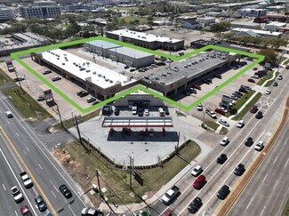 Plus de détails pour 103-133 Bay Area Blvd, Webster, TX - Commerce de détail, Industriel à louer