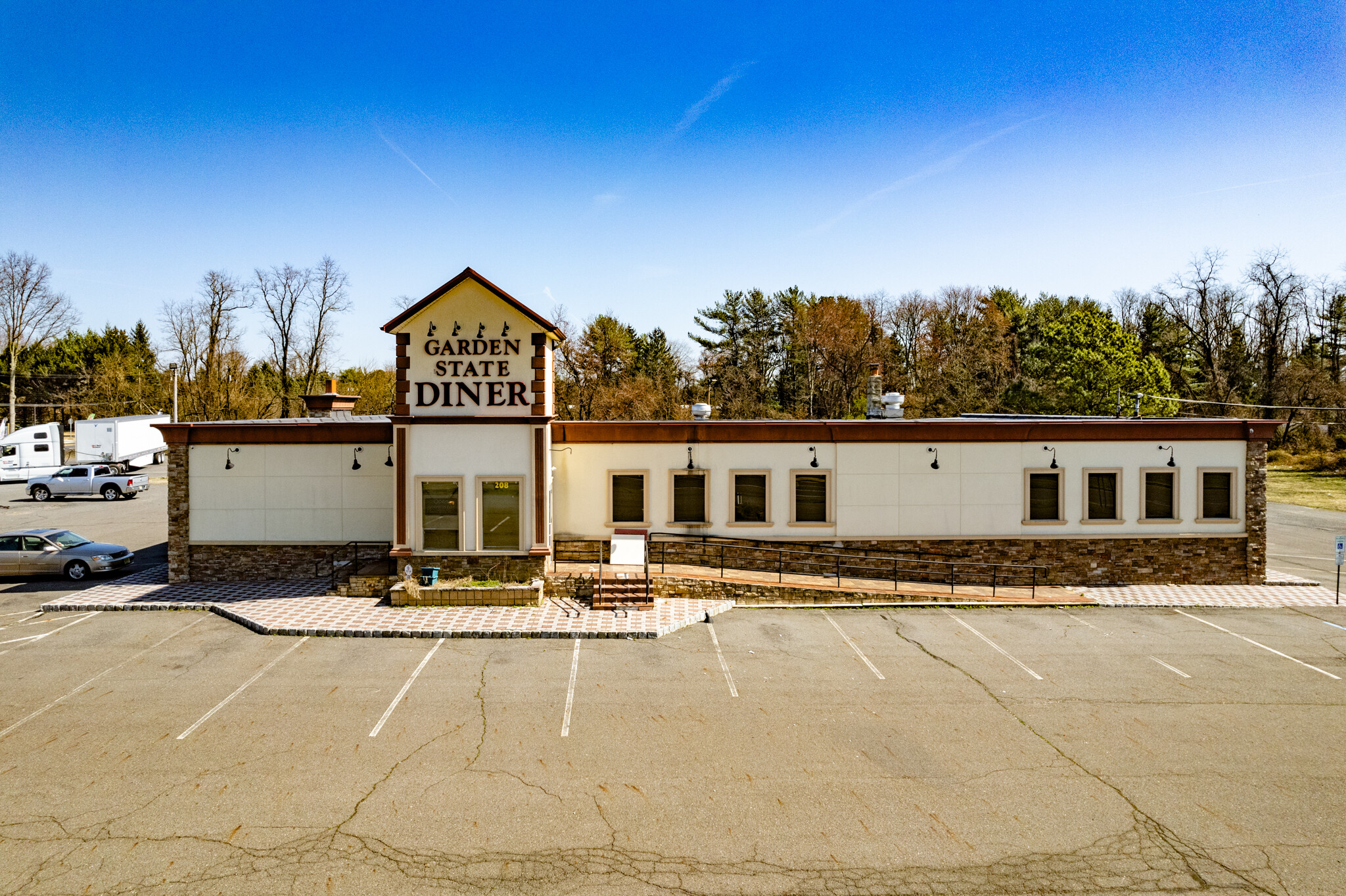 208 Georgetown Wrightstown Rd, Wrightstown, NJ à vendre Photo du bâtiment- Image 1 de 1