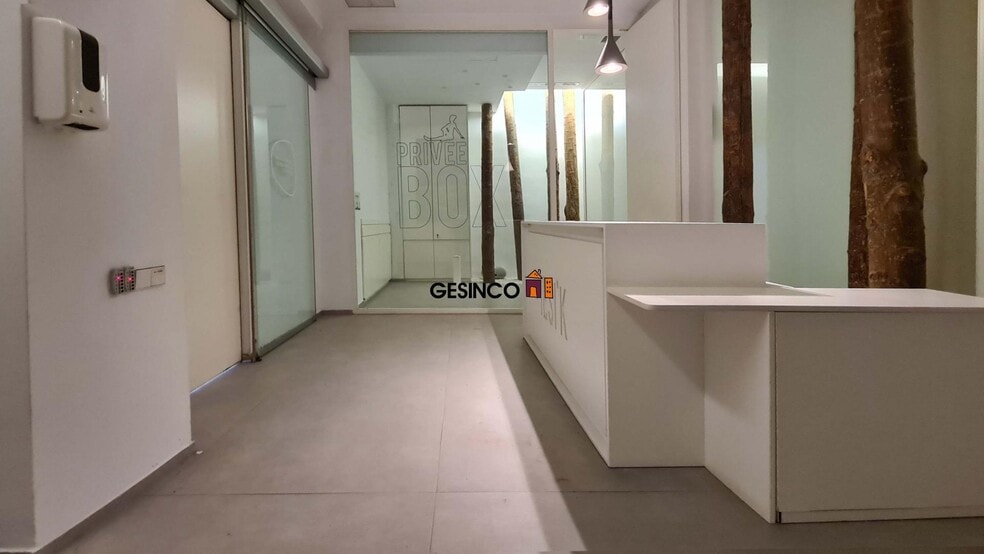 Plaça del Mestre Ferreró, Ontinyent, Valencia for sale - Interior Photo - Image 2 of 25