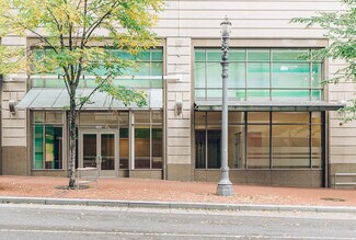 Plus de détails pour 825 SW 5th Ave, Portland, OR - Commerce de détail à louer