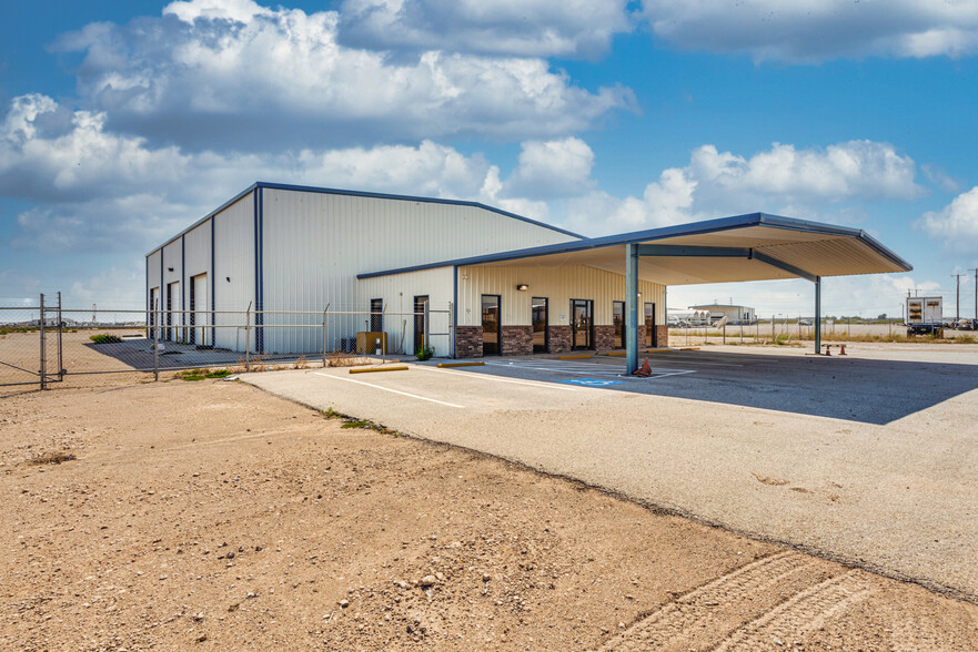 9215 W County Road 127, Midland, TX for lease - Building Photo - Image 3 of 17