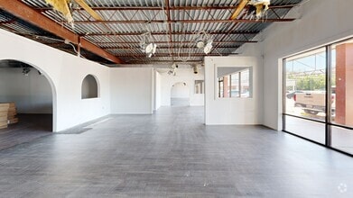 13705-13741 N Dale Mabry Hwy, Tampa, FL à louer Numérisation 3D de Matterport- Image 1 de 12