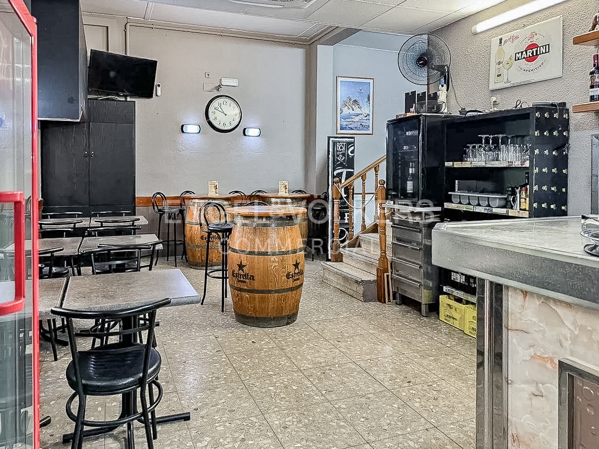 Barcelona, BAR 08001 - Unit - -  - Interior Photo - Image 1 of 9