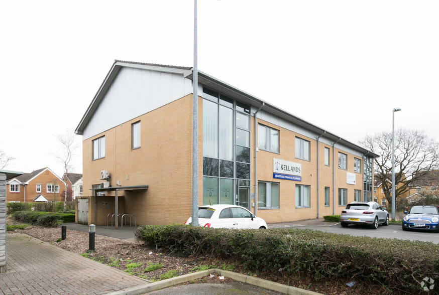 Conference Av, Portishead for lease - Primary Photo - Image 1 of 2