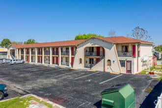 4741 W Irlo Bronson Memorial Hwy, Kissimmee, FL for lease Building Photo- Image 2 of 4
