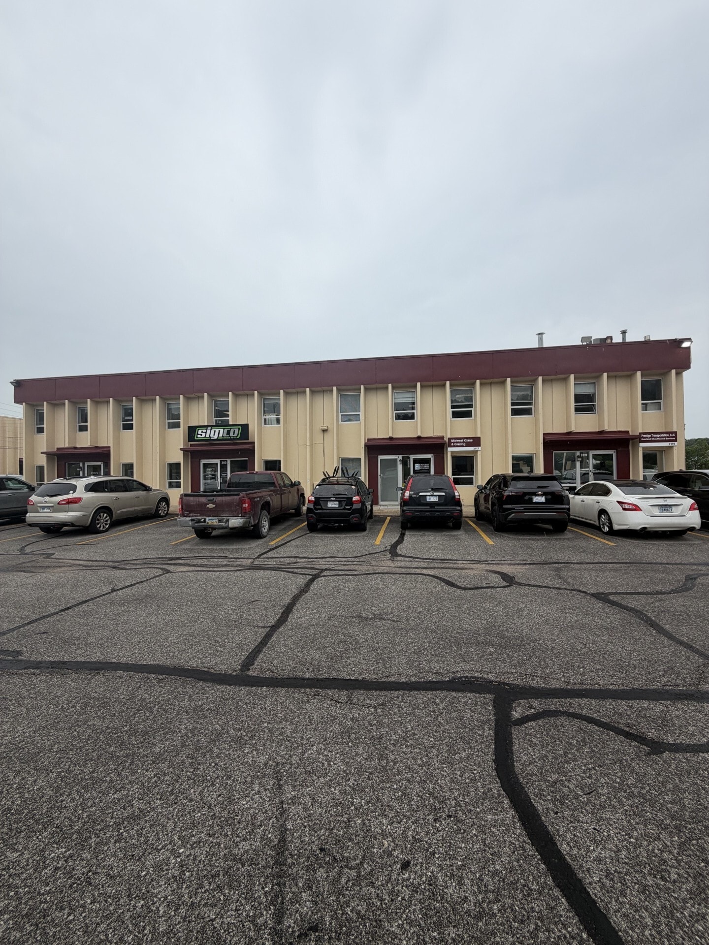 3051-3121 Merriam Ln, Kansas City, KS for lease Building Photo- Image 1 of 6
