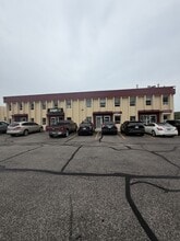 3051-3121 Merriam Ln, Kansas City, KS for lease Building Photo- Image 1 of 6