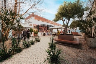 Plus de détails pour 235 Van Brunt St, Brooklyn, NY - Commerce de détail, Local d'activités à louer