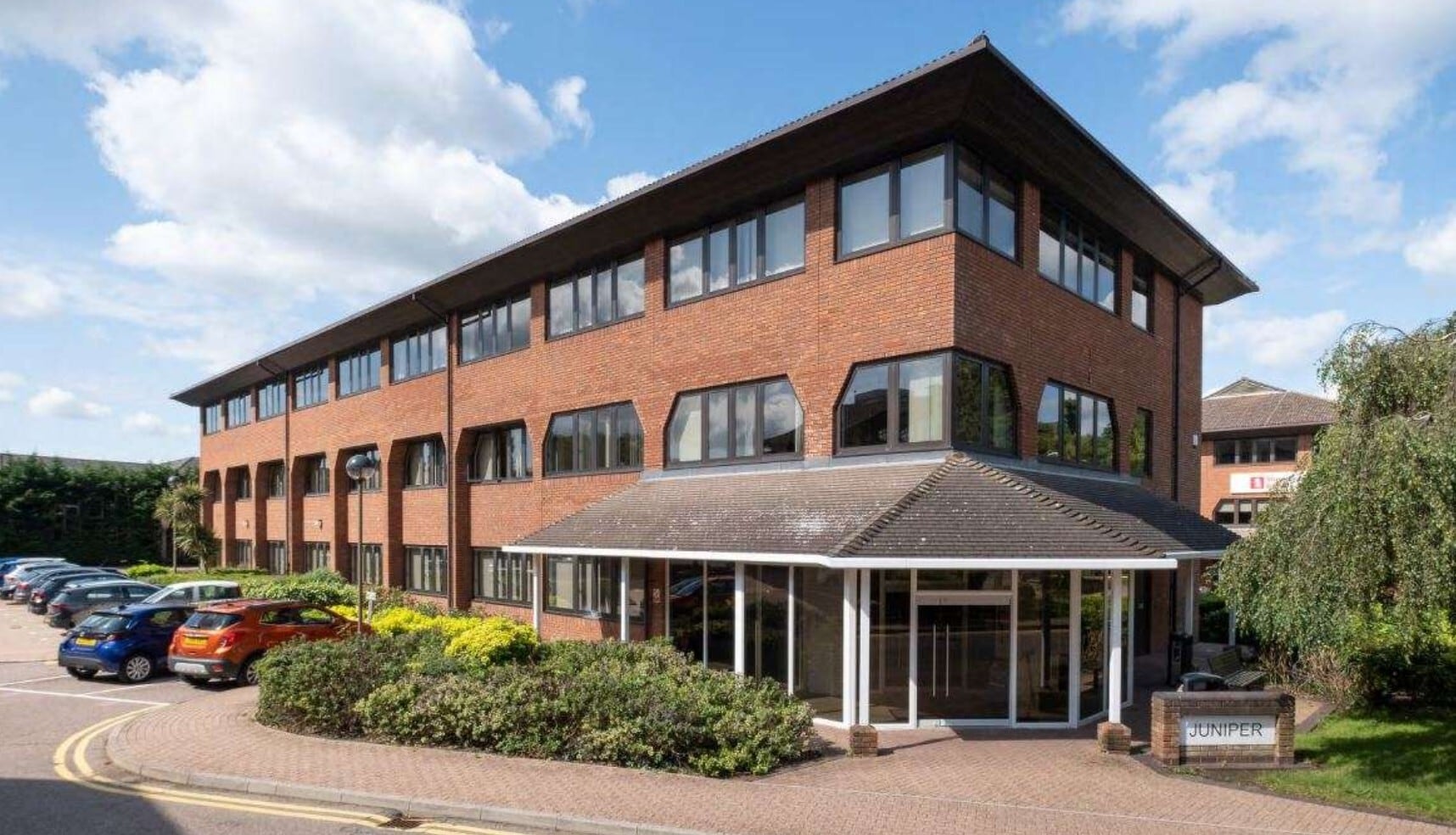 The Drive, Great Warley à louer Photo du bâtiment- Image 1 de 3