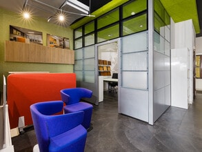 123 Richmond St, El Segundo, CA for lease Interior Photo- Image 2 of 24