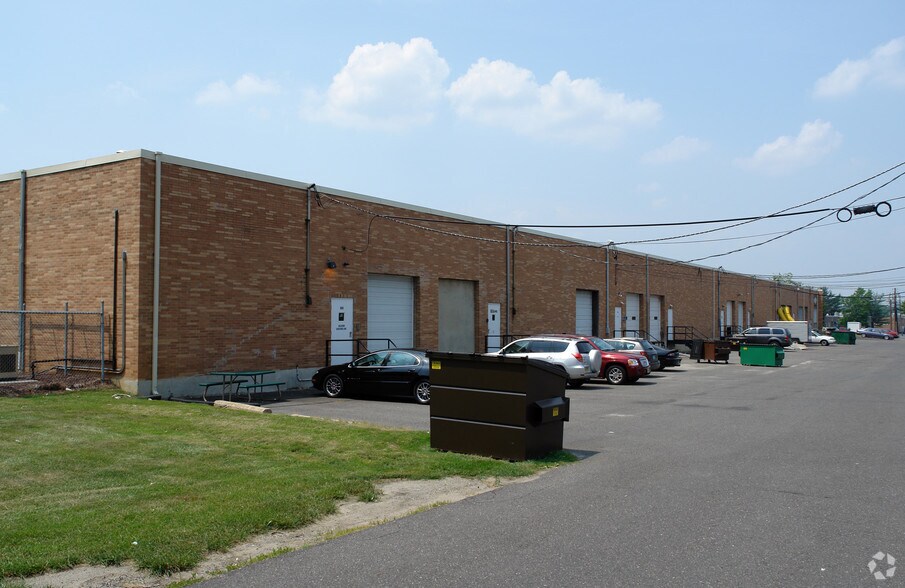 1931 Olney Ave, Cherry Hill, NJ à louer - Photo du bâtiment - Image 2 de 5