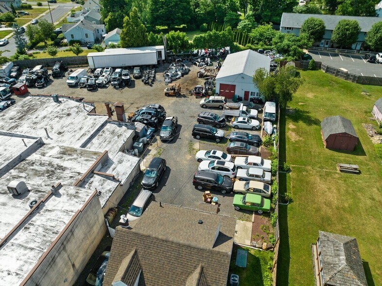 650 W Bridge St, Morrisville, PA à vendre - Photo principale - Image 1 de 1