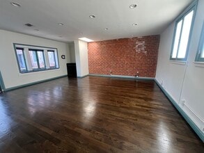 7415-7427 Beverly Blvd, Los Angeles, CA for lease Interior Photo- Image 1 of 1