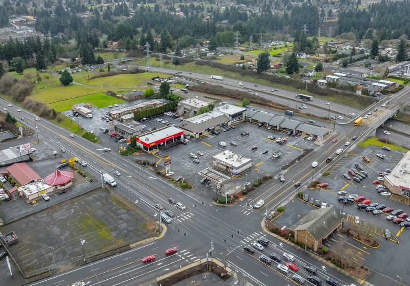 Pacific 63 Center portfolio of 3 properties for sale on LoopNet.ca - Building Photo - Image 2 of 11