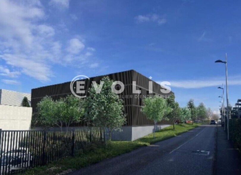 Flex in Rillieux-la-Pape for sale - Building Photo - Image 2 of 3