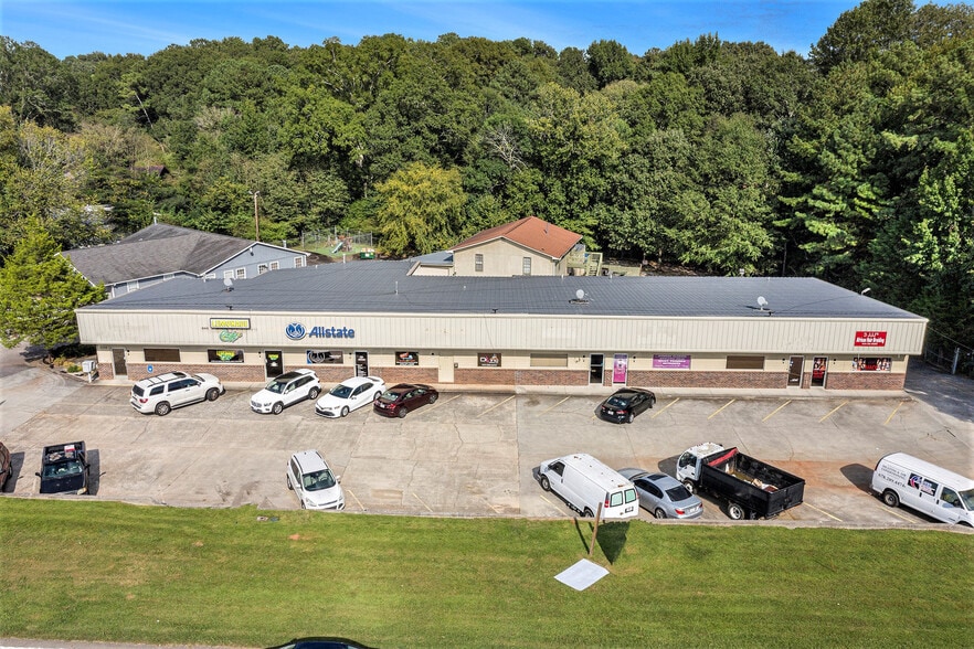3230 N Henry Blvd, Stockbridge, GA à vendre - Photo du bâtiment - Image 2 de 44