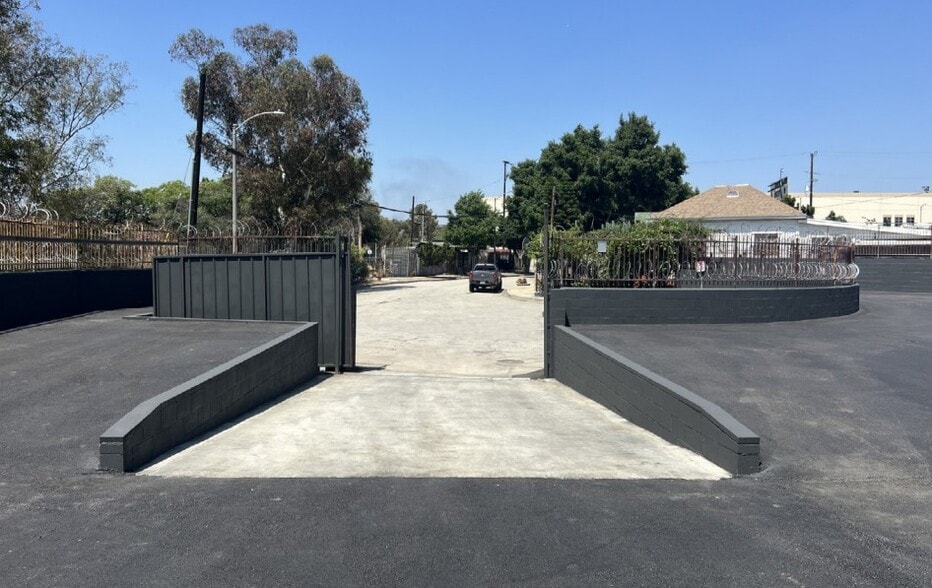 2321 Opal St, Los Angeles, CA for lease - Building Photo - Image 3 of 7