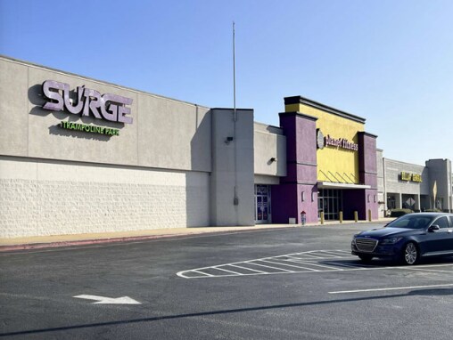 2300-2600 Pepperell Pky, Opelika, AL à louer - Photo du bâtiment - Image 2 de 6