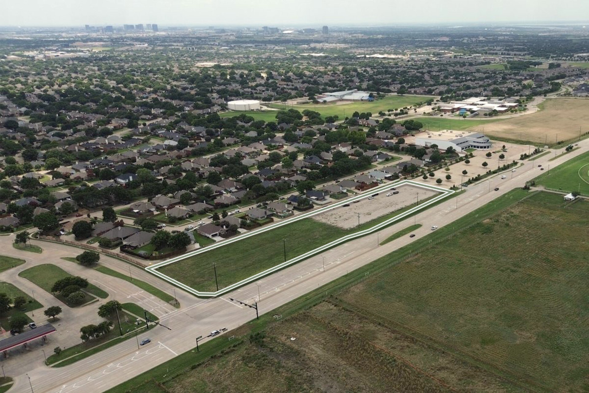 10501 Main Street, Frisco, TX à vendre Photo du bâtiment- Image 1 de 2