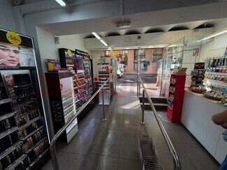 Plus de détails pour Commerce de détail à louer