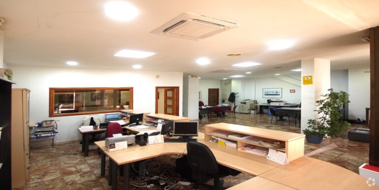 Retail in Tres Cantos, Madrid for lease - Interior Photo - Image 1 of 1