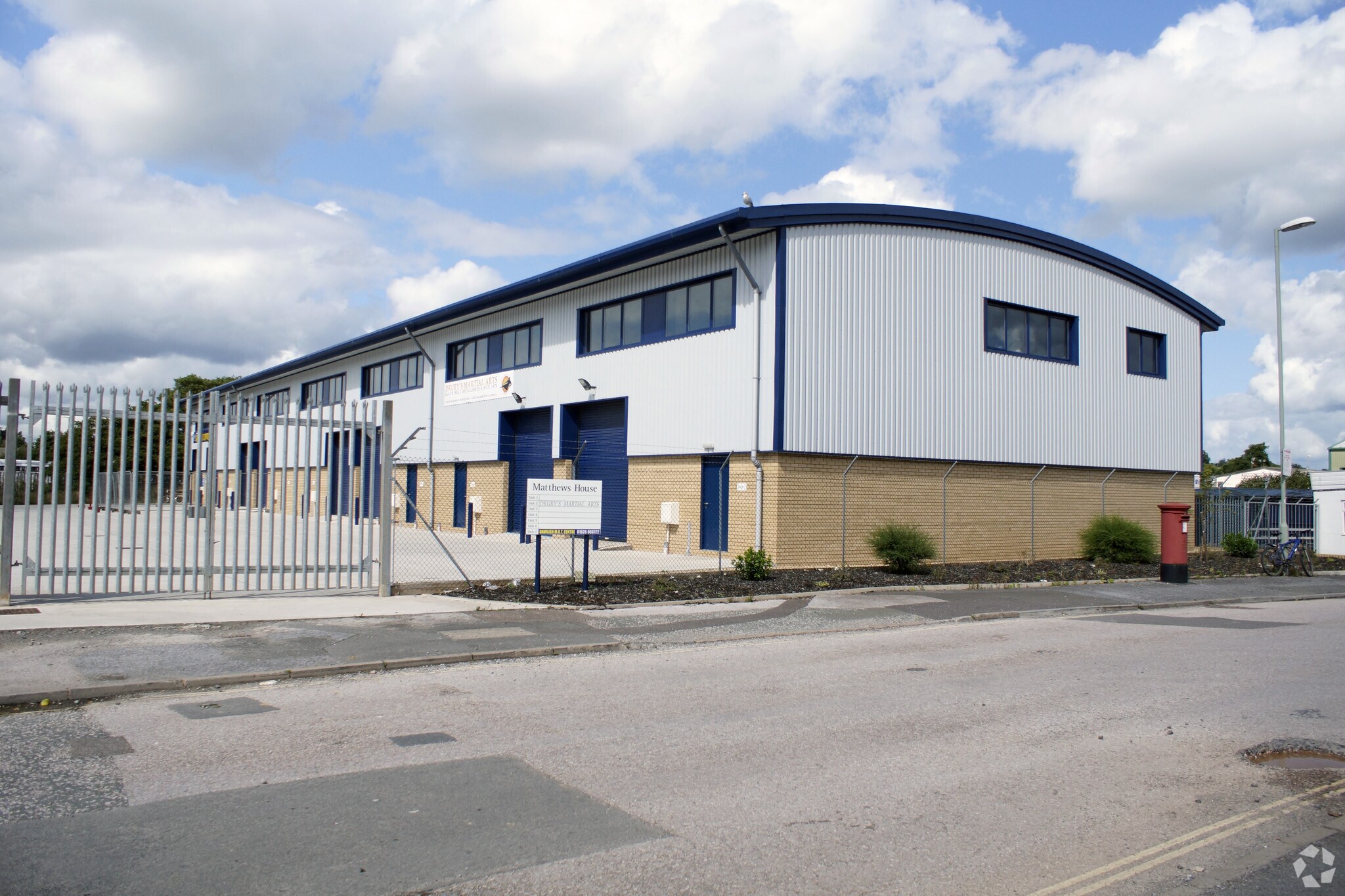 Exeter Rd, Dawlish for lease Primary Photo- Image 1 of 9