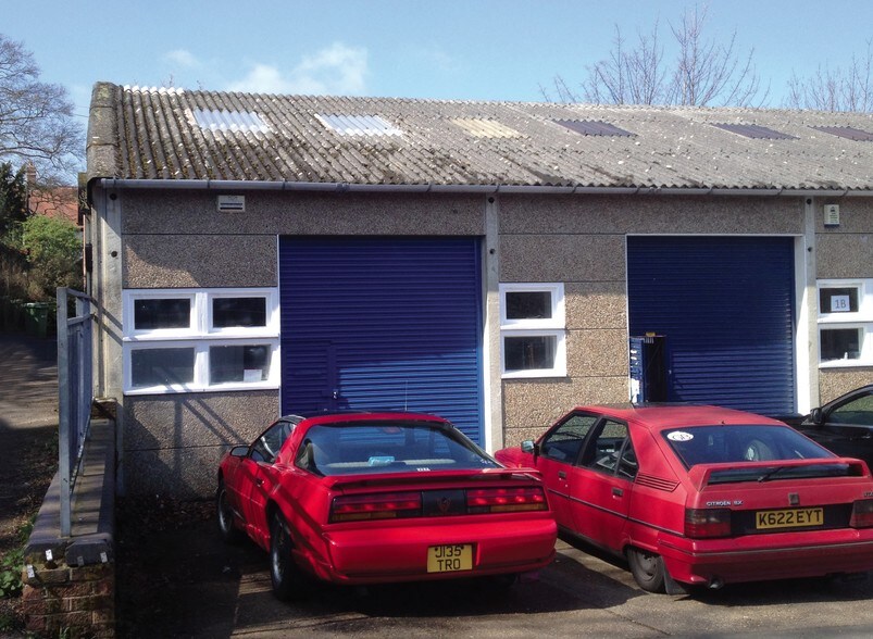Chapel Ln, Westcott à louer - Photo du bâtiment - Image 2 de 2