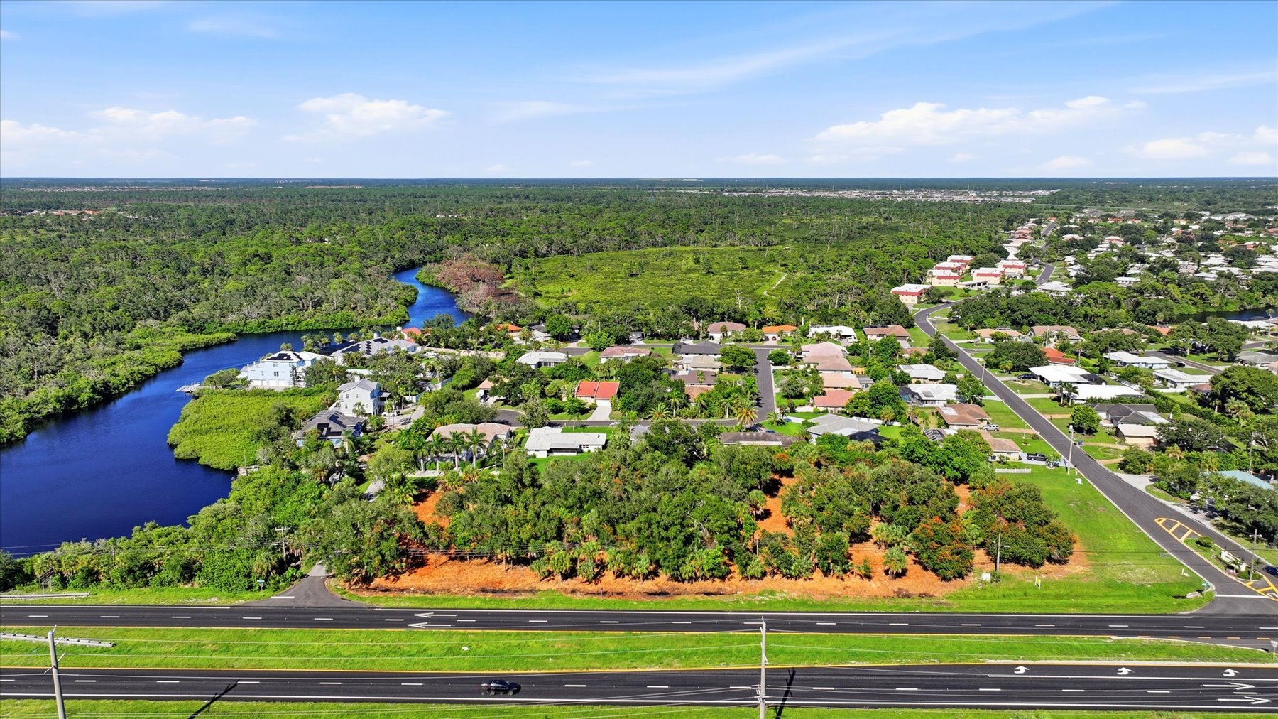 2099 S Tamiami Trl, Osprey, FL à vendre Photo du bâtiment- Image 1 de 15