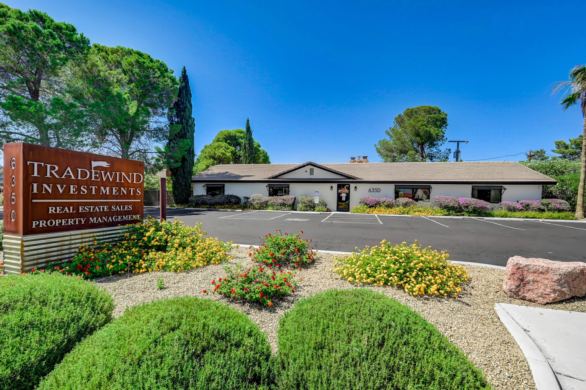 6350 W Cheyenne Ave, Las Vegas, NV à vendre Photo du bâtiment- Image 1 de 8