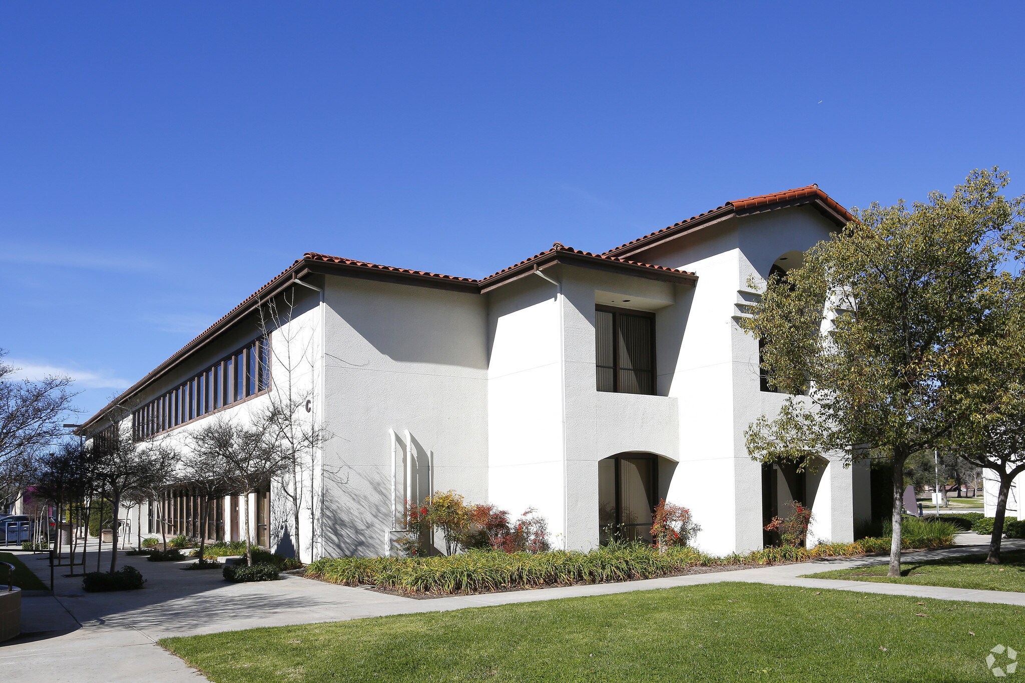 23119 Cottonwood Ave, Moreno Valley, CA à louer Photo du bâtiment- Image 1 de 7