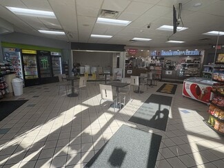 Plus de détails pour 80 West Ave, Saratoga Springs, NY - Commerce de détail à louer