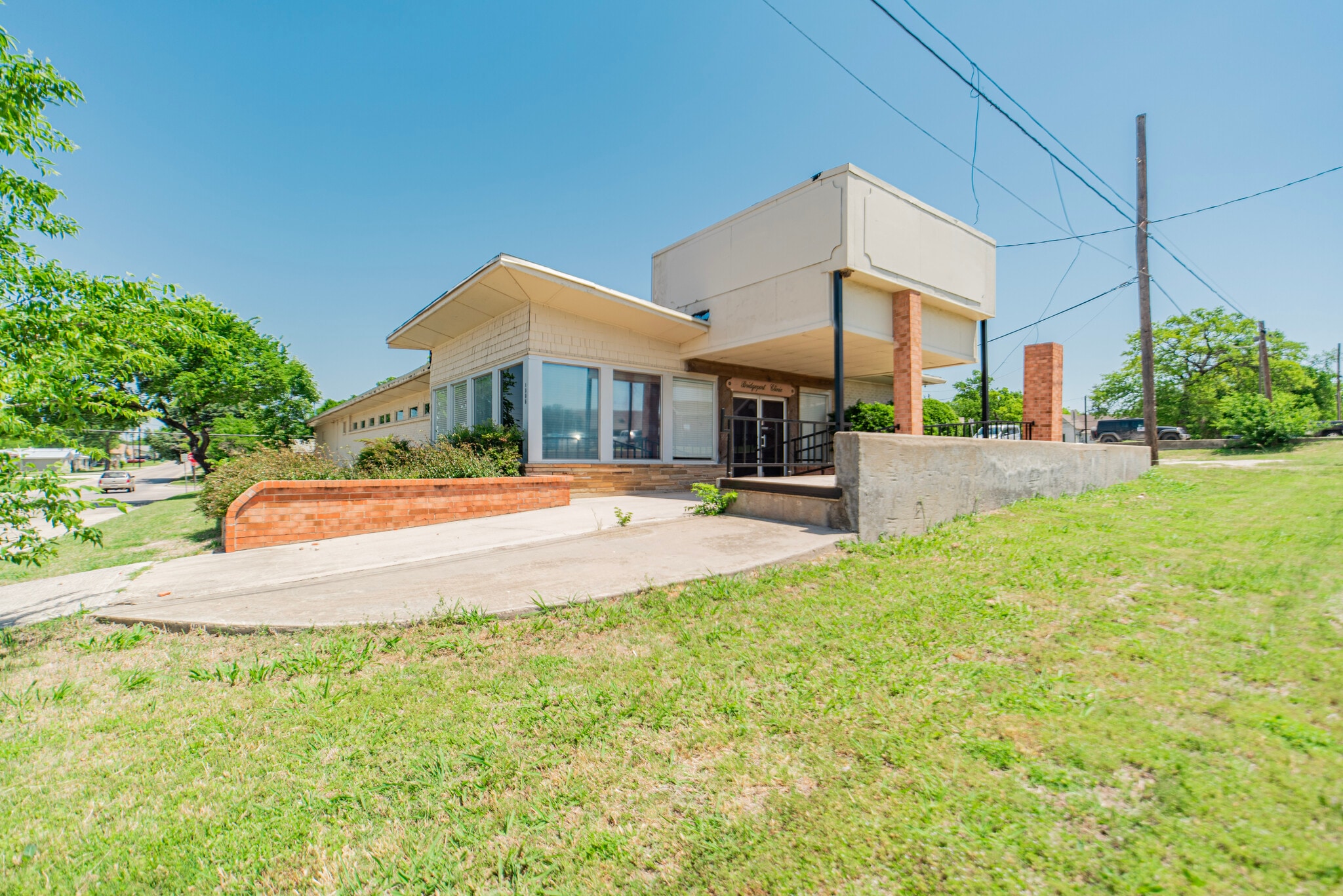 1306 13th St, Bridgeport, TX for sale Primary Photo- Image 1 of 26