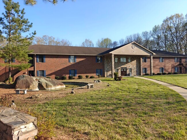 More details for 990 Glovers Grove Church Rd, Siler City, NC - Specialty for Sale