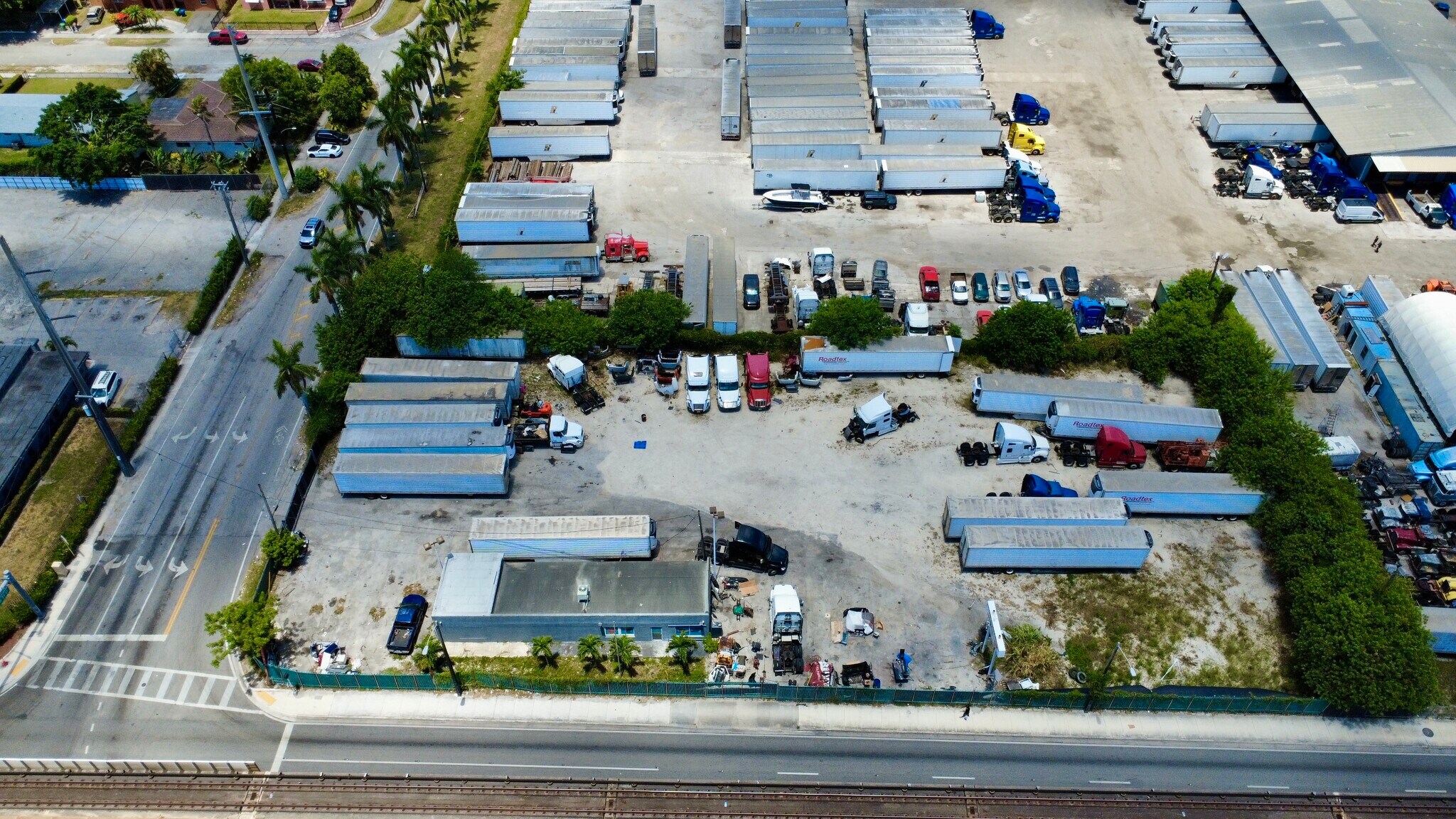 7112 NW 27th Ave, Miami, FL à vendre Photo du bâtiment- Image 1 de 4