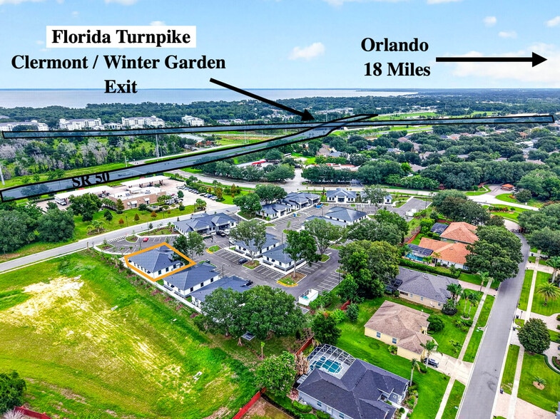154 Southern Railway Cir, Oakland, FL for lease - Building Photo - Image 2 of 8