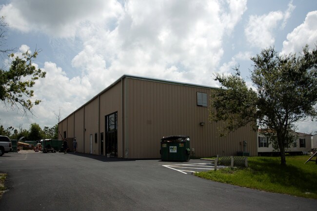 More details for 5432 Constitutional Ave, Punta Gorda, FL - Industrial for Lease
