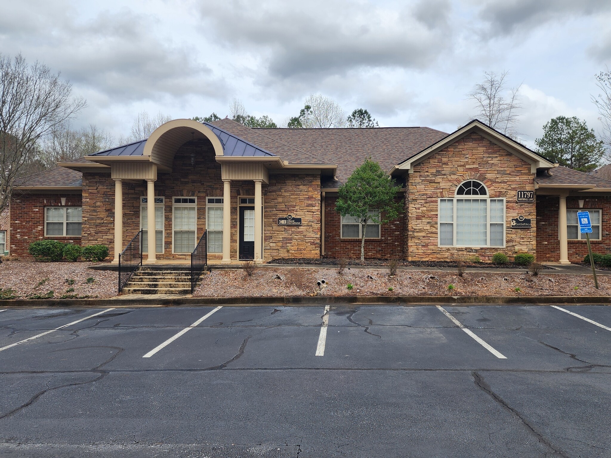 11797 Northfall Ln, Alpharetta, GA for lease Building Photo- Image 1 of 18