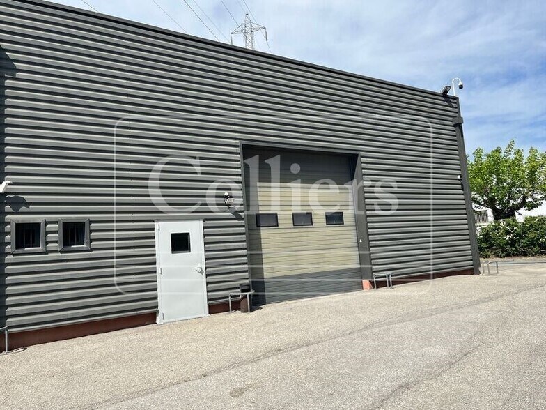 Flex in Velaux for lease - Building Photo - Image 1 of 9